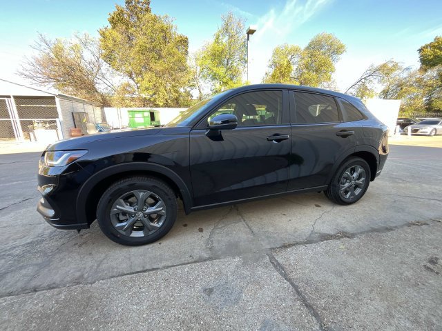 New 2027 Honda HR-V LX image 7