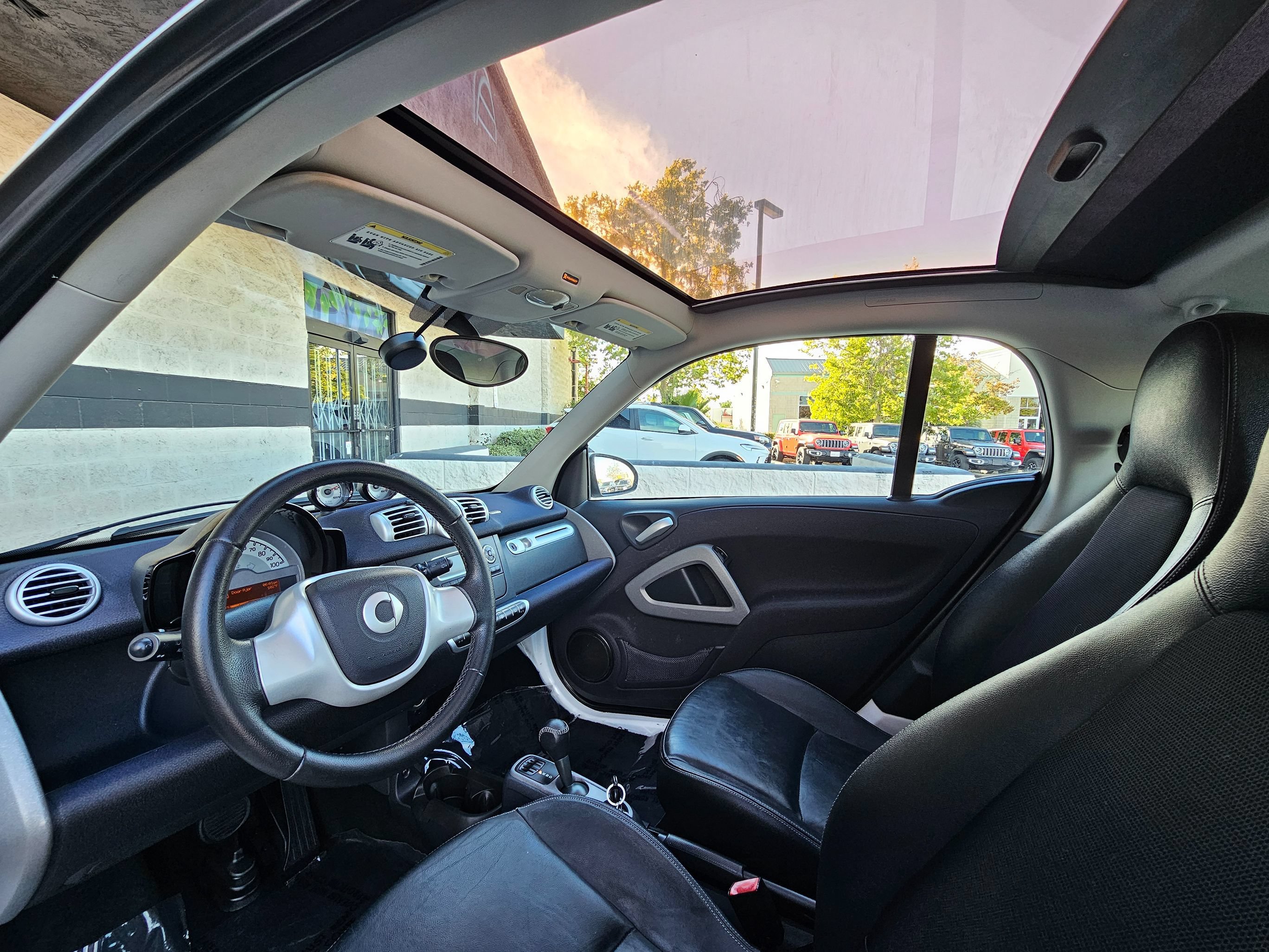 Used 2013 smart fortwo electric drive RWD image 16