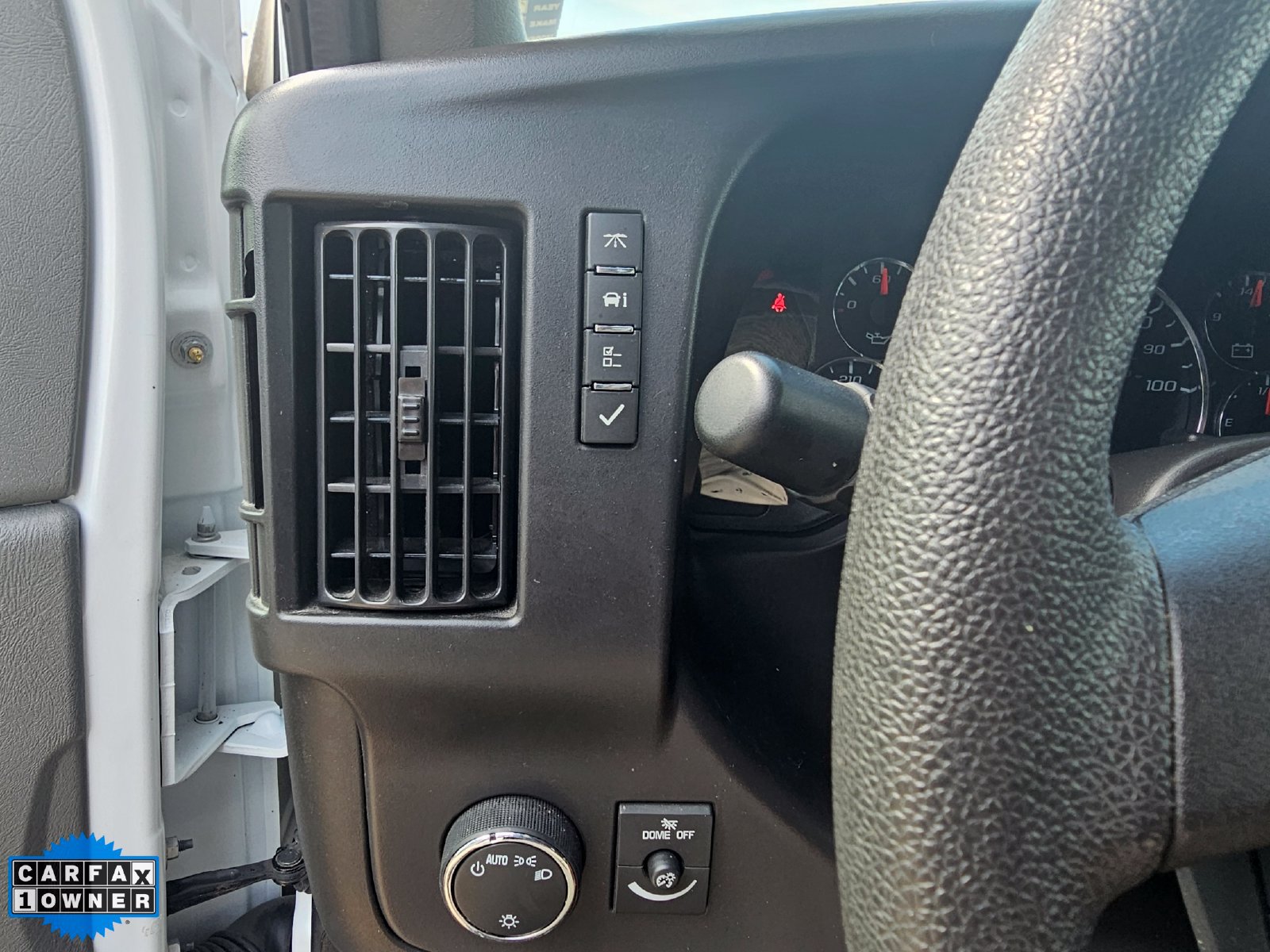 Used 2025 Chevrolet Express 3500 LT w/ LT Preferred Equipment Group RWD image 14