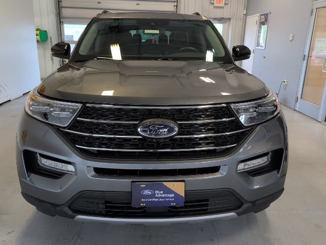 Certified 2023 Ford Explorer XLT w/ Equipment Group 202A AWD/4WD image 8