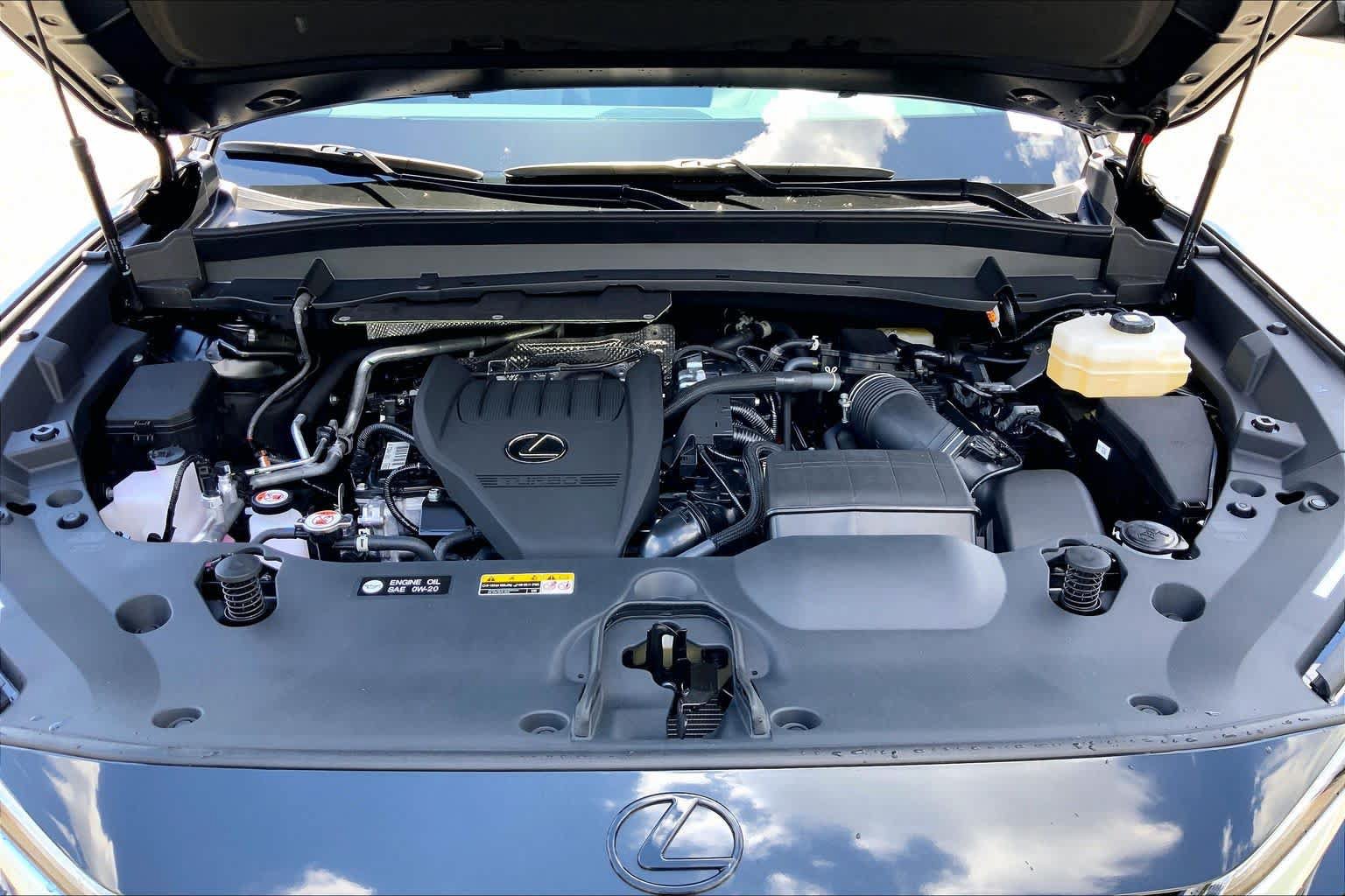 New 2026 Lexus TX 500h AWD image 16
