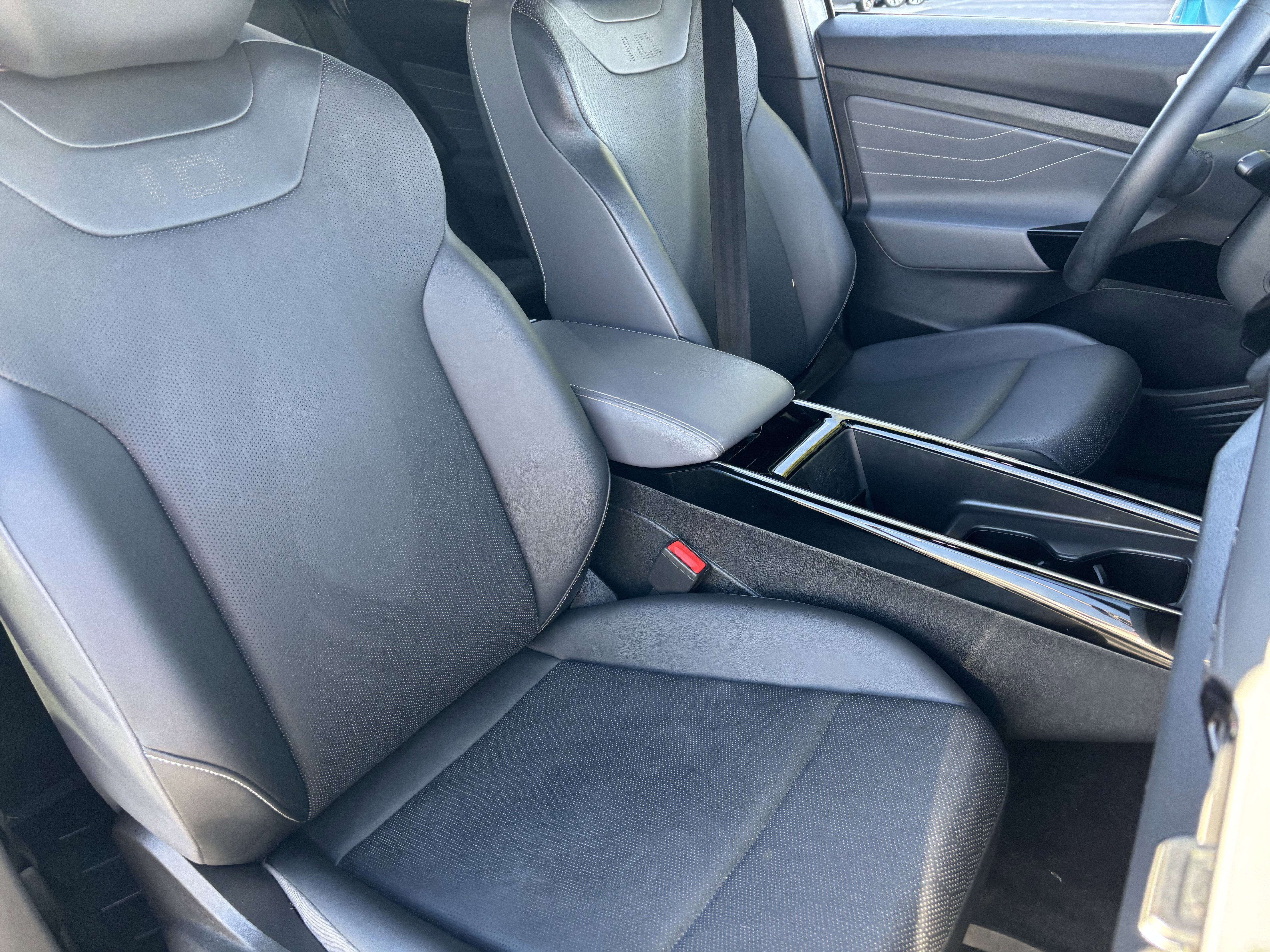 Used 2023 Volkswagen ID.4 Pro S image 12