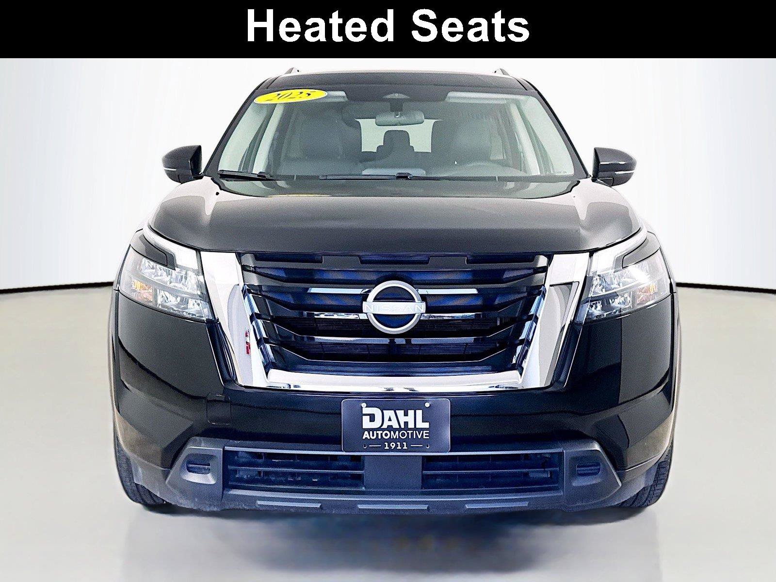 Used 2025 Nissan Pathfinder SV AWD/4WD image 3