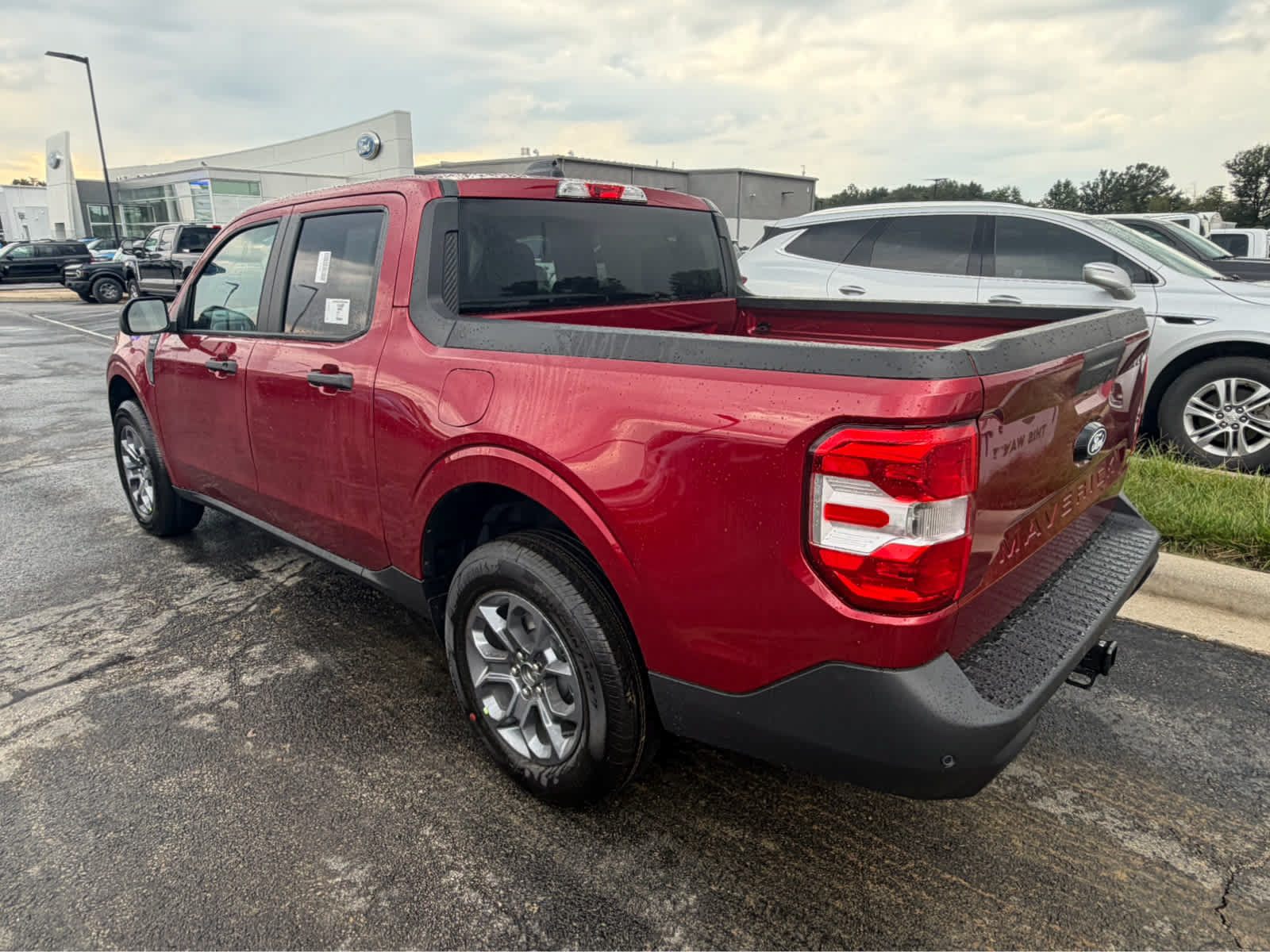 New 2026 Ford Maverick XLT w/ Equipment Group 301A AWD/4WD image 4