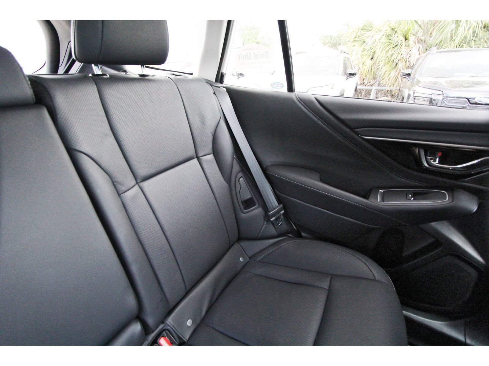 Certified 2025 Subaru Outback Limited AWD/4WD image 12