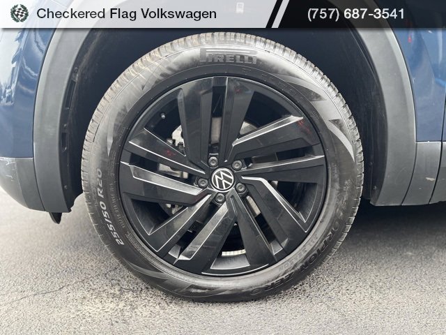 Used 2023 Volkswagen Atlas Cross Sport SE w/ Panoramic Sunroof Package image 5