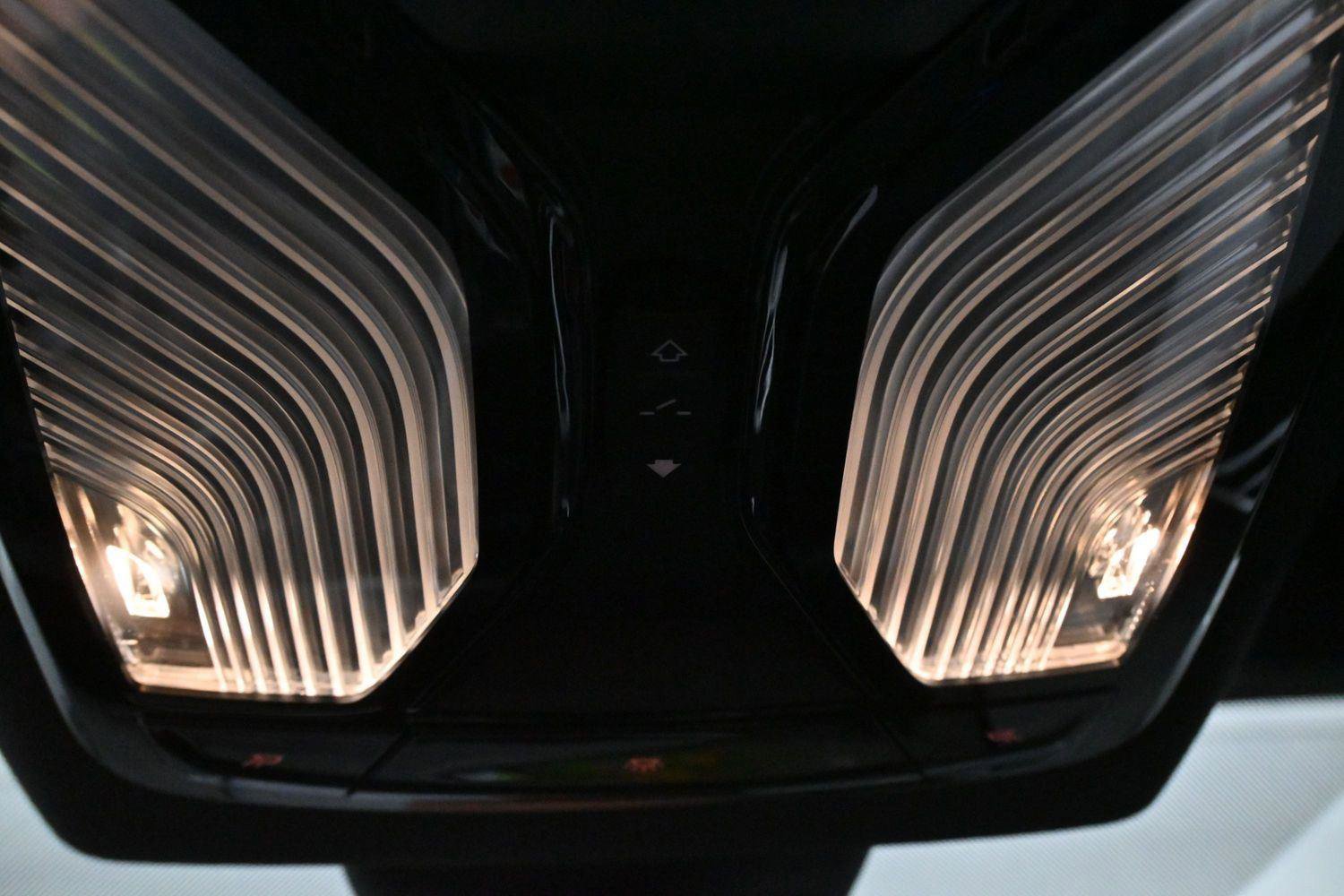 Used 2025 BMW M2 w/ Lighting Package RWD image 26