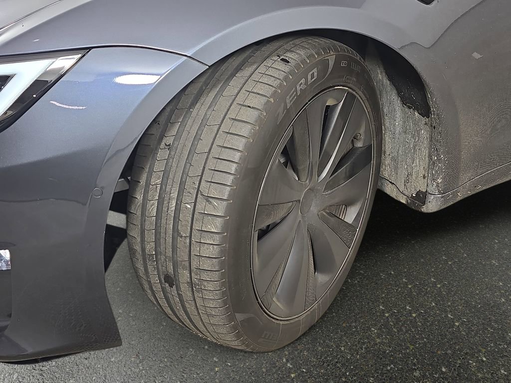 Used 2022 Tesla Model S AWD/4WD image 37