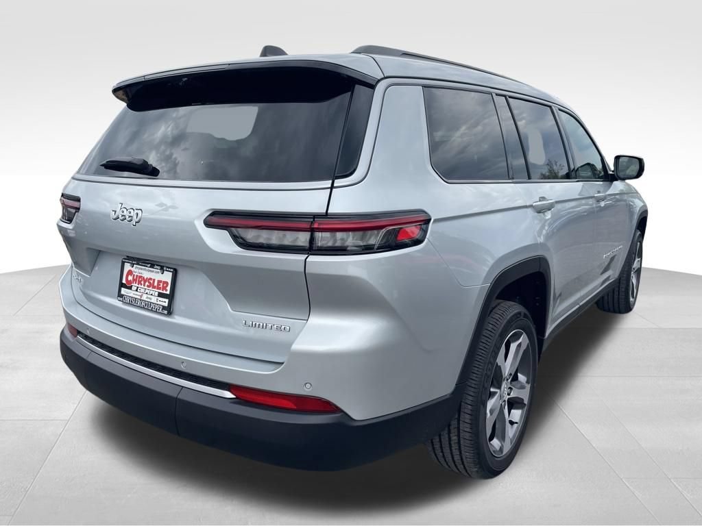 New 2026 Jeep Grand Cherokee L Limited w/ Luxury Tech Group II AWD/4WD image 17