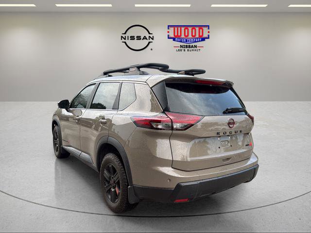 Used 2025 Nissan Rogue SV AWD/4WD image 4