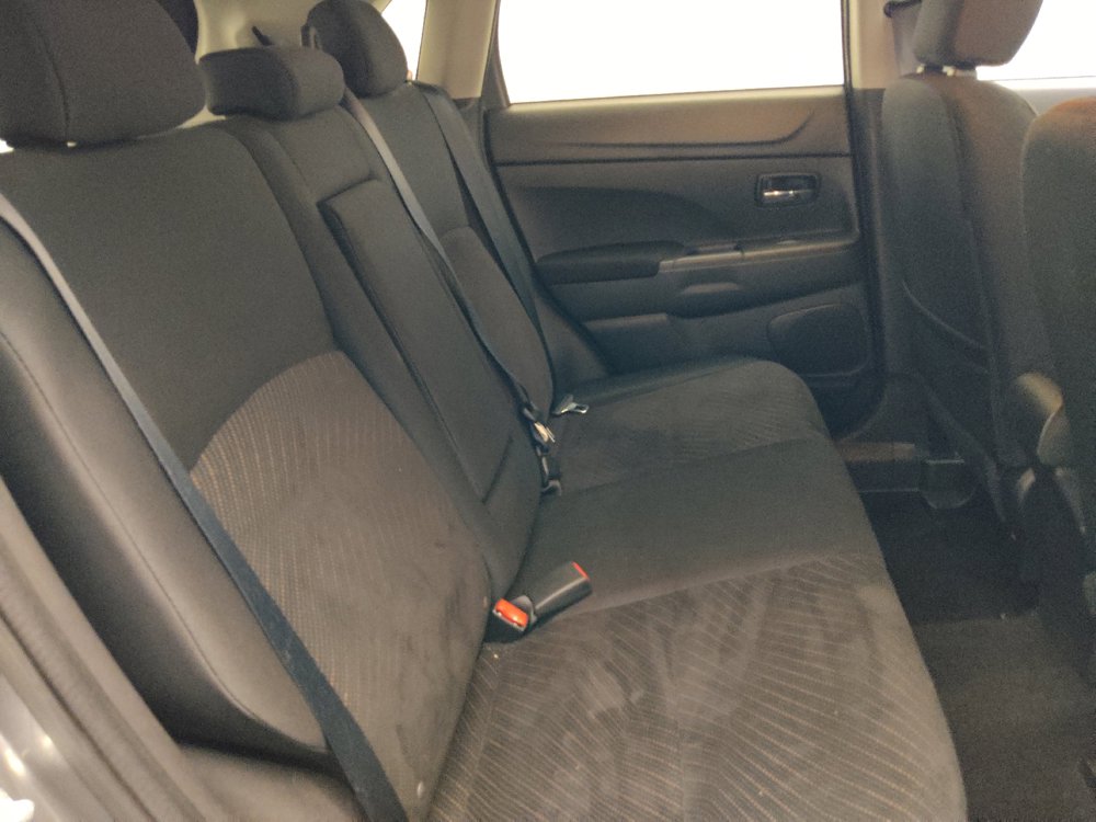 Used 2014 Mitsubishi Outlander Sport SE AWD/4WD image 19