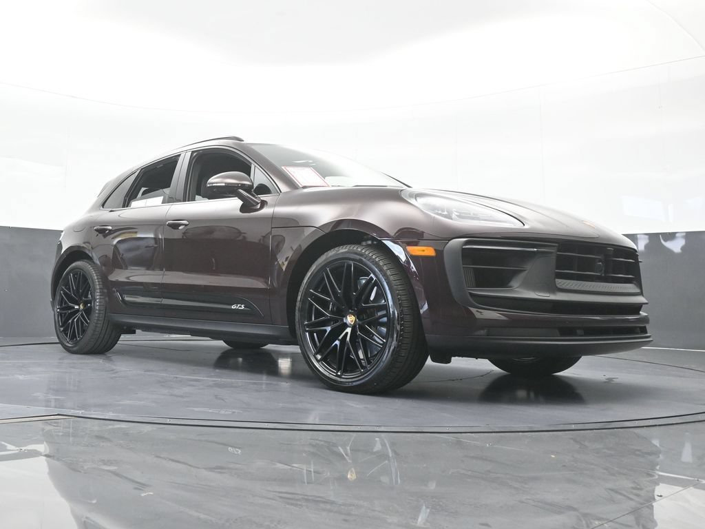 Used 2025 Porsche Macan GTS AWD/4WD image 67