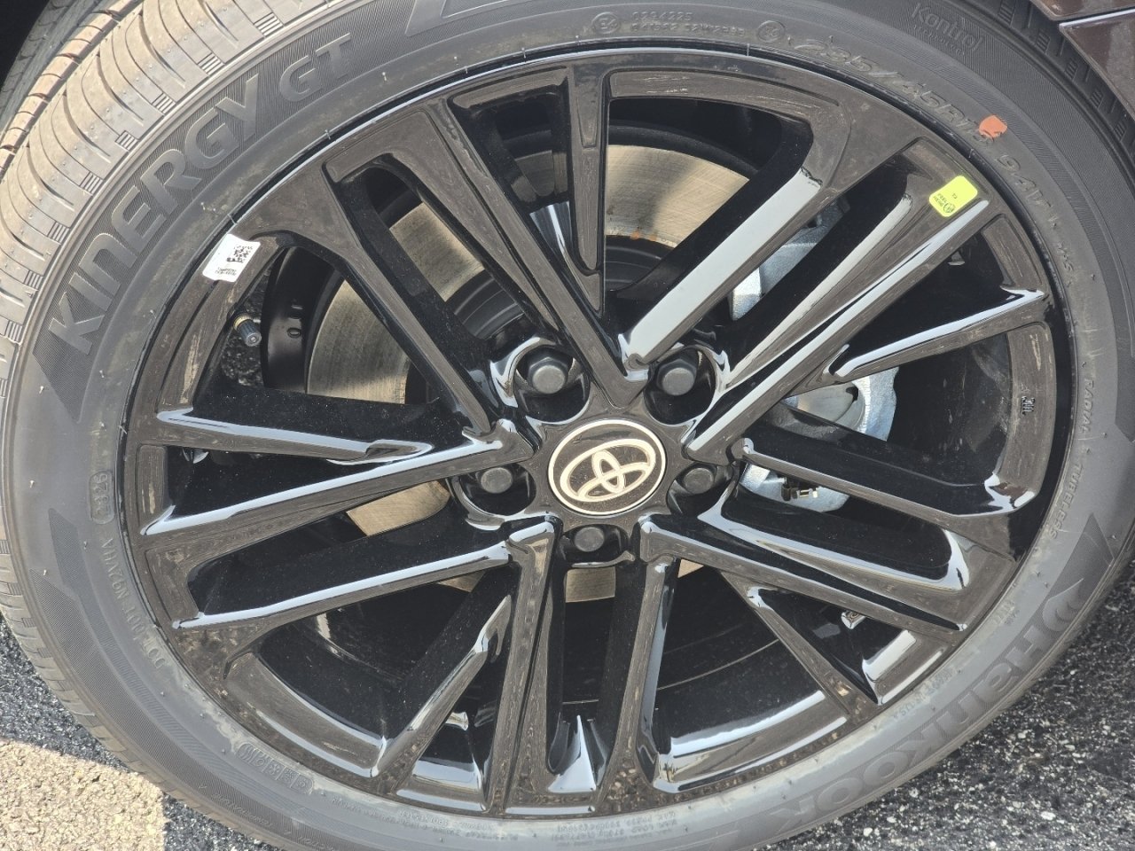New 2026 Toyota Camry SE FWD image 8