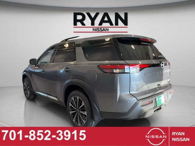 New 2026 Nissan Pathfinder Platinum image 3