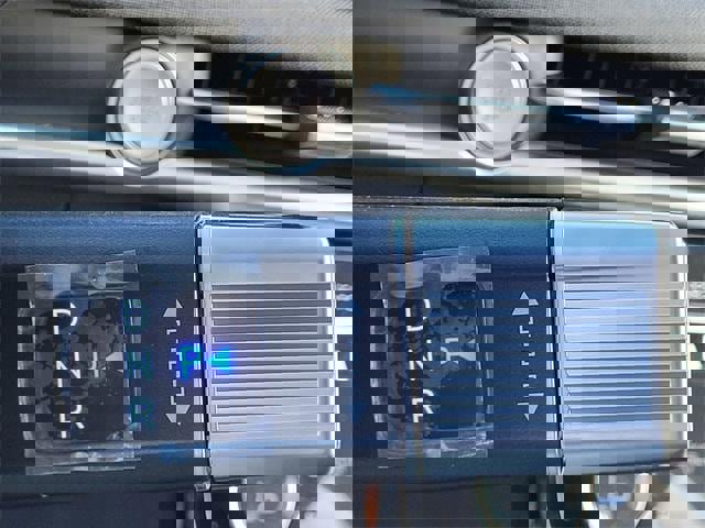 New 2025 Hyundai Tucson Limited image 11