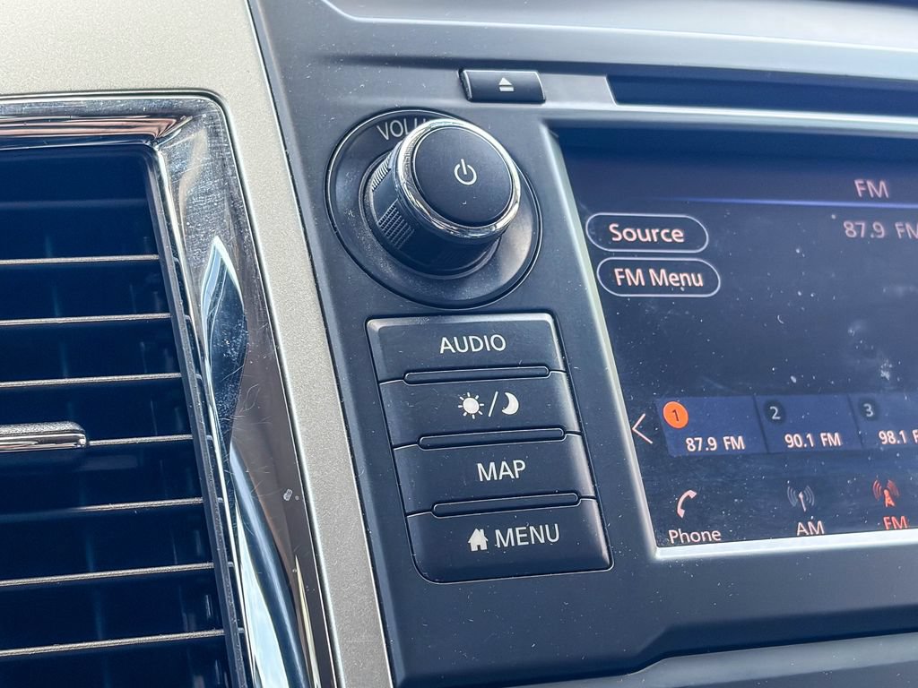 Used 2019 Nissan Titan PRO-4X w/ Pro-4x Convenience Package AWD/4WD image 28