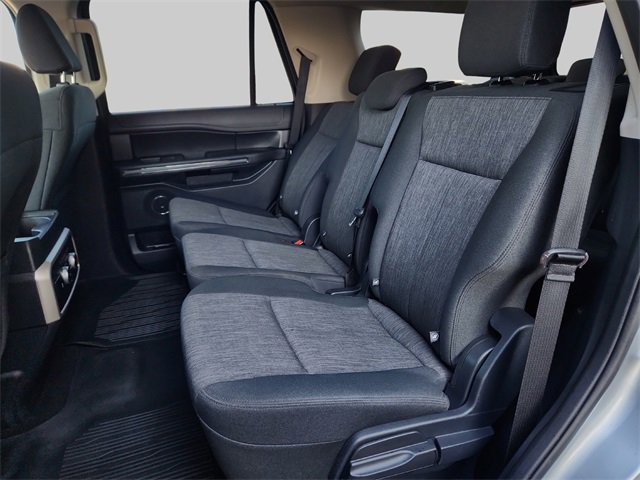 Used 2024 Ford Expedition XLT image 25