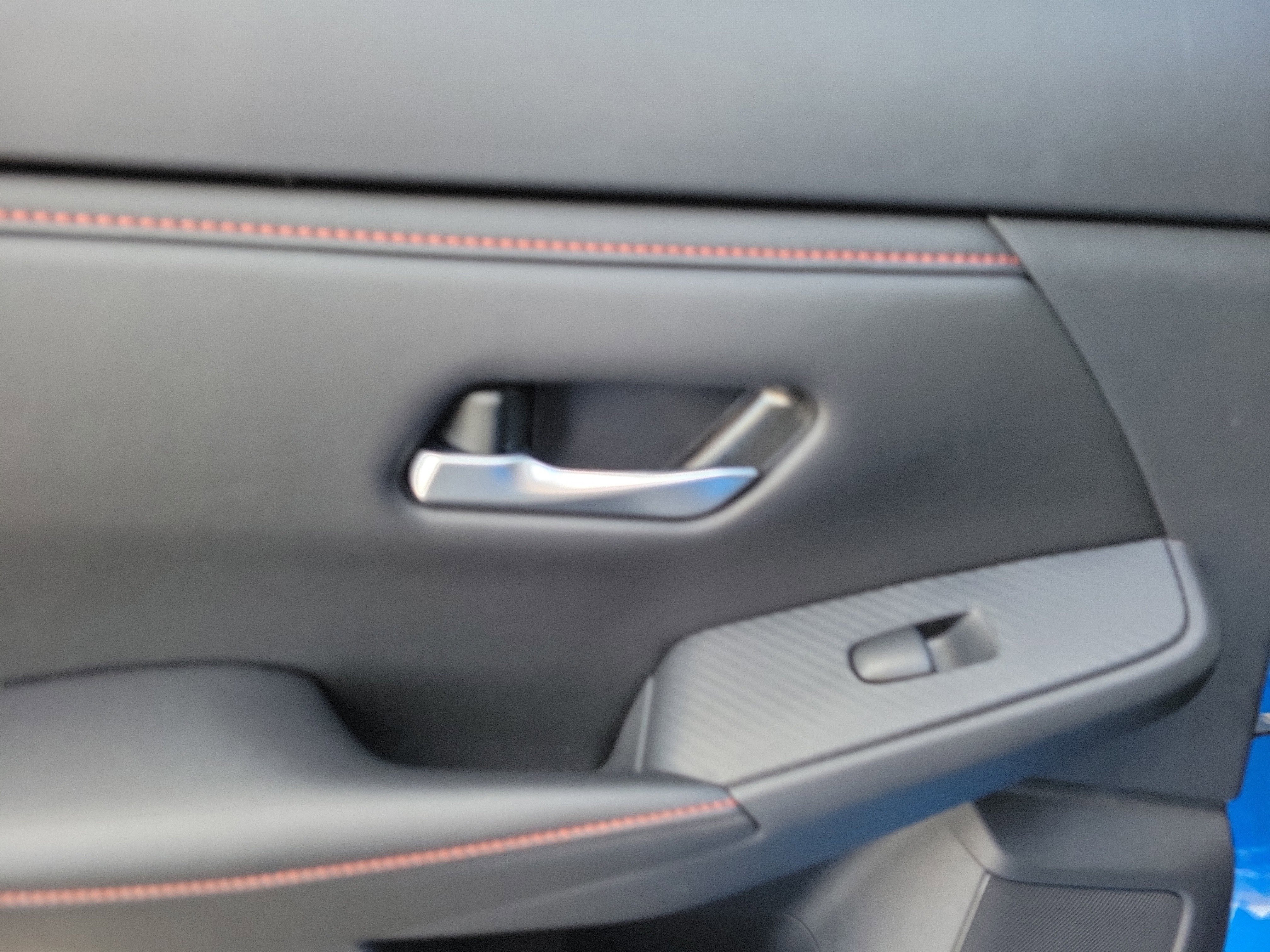 Certified 2025 Nissan Sentra SR w/ Midnight Edition image 12