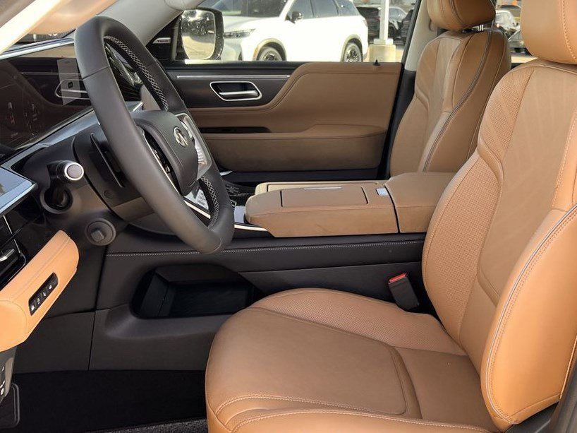 New 2026 INFINITI QX80 Luxe image 21