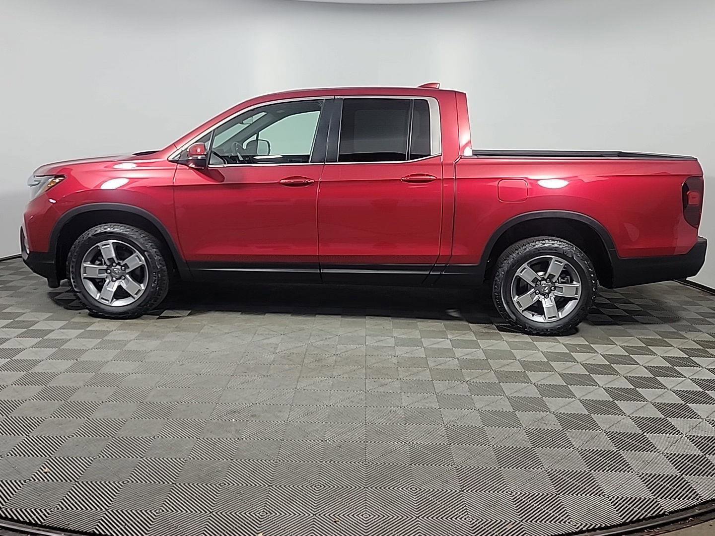 Certified 2024 Honda Ridgeline RTL image 10