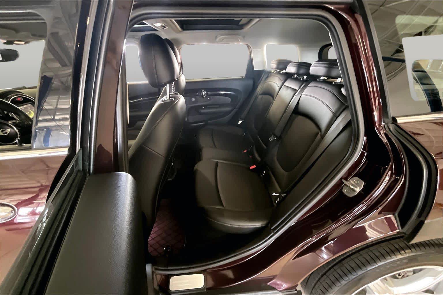 Used 2016 MINI Cooper Clubman FWD image 19