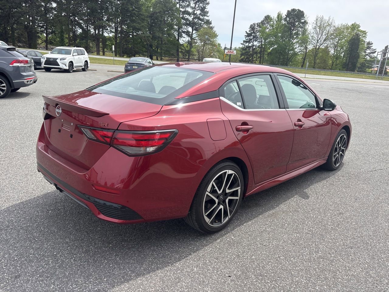 Used 2024 Nissan Sentra SR image 8