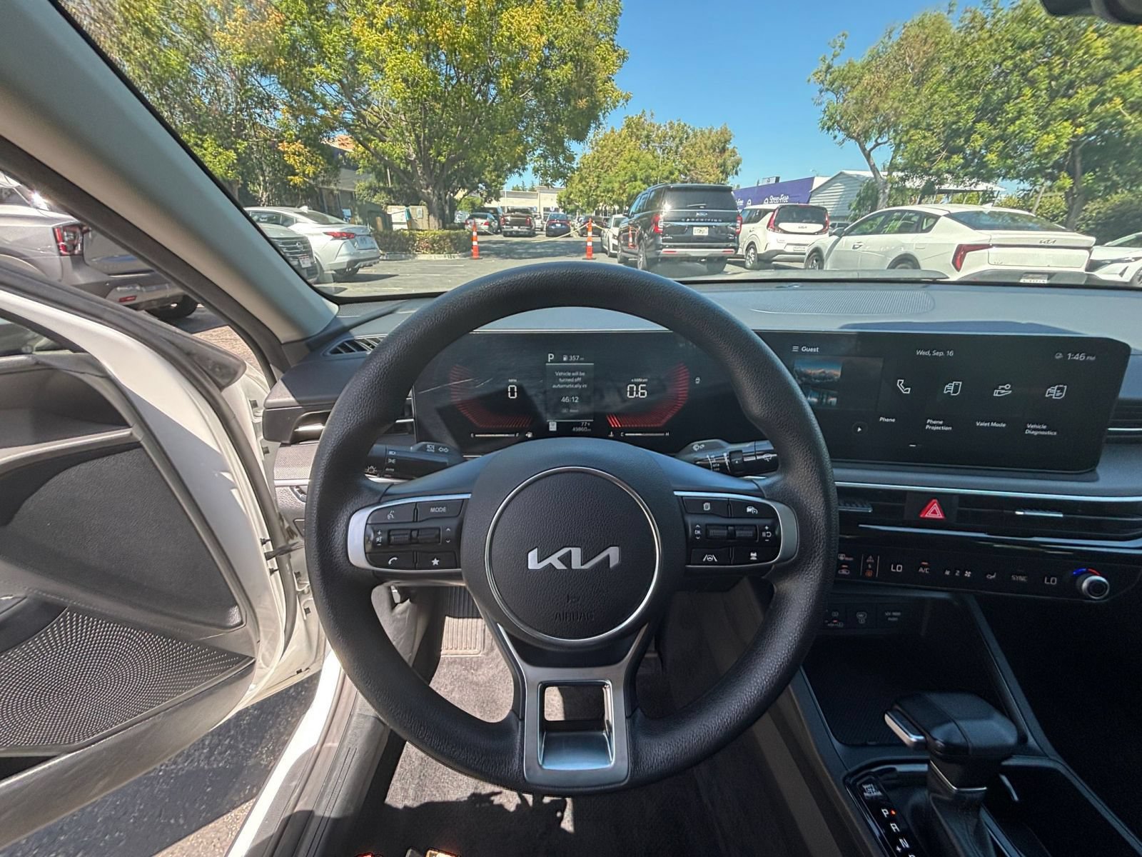 Used 2025 Kia K5 LXS FWD image 32