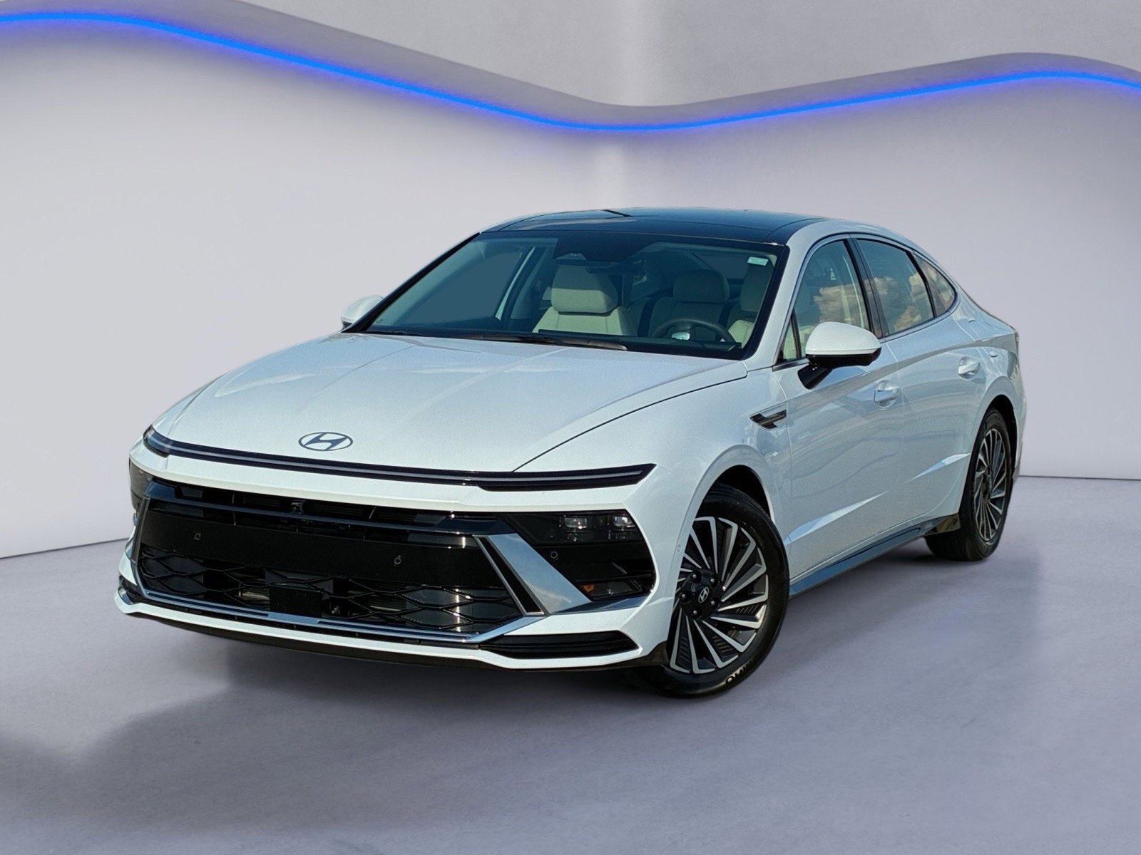 Certified 2026 Hyundai Sonata Limited FWD image 2