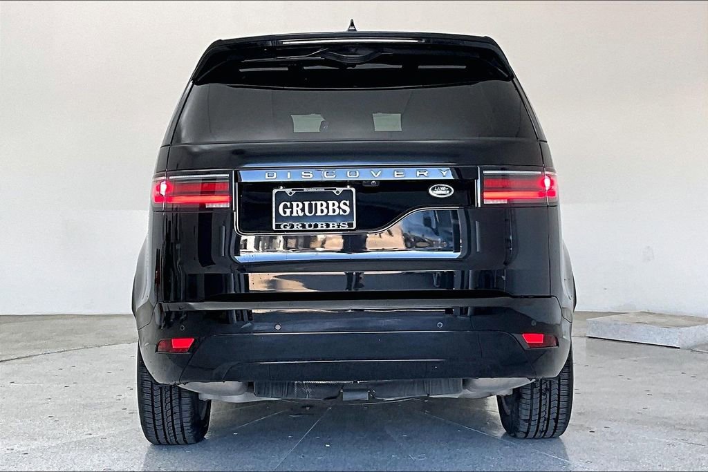 Used 2022 Land Rover Discovery S R-Dynamic image 6
