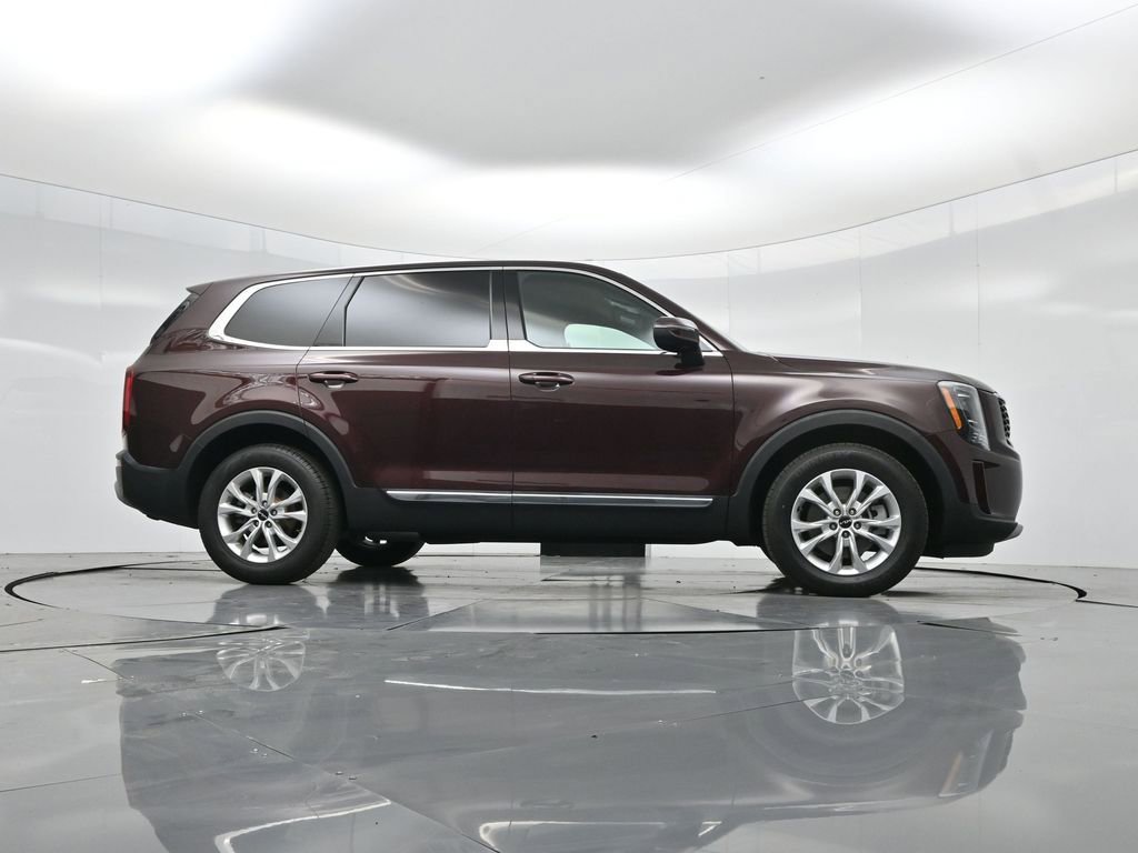 Certified 2022 Kia Telluride LX image 38