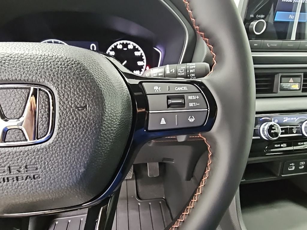 New 2025 Honda Pilot Sport image 24