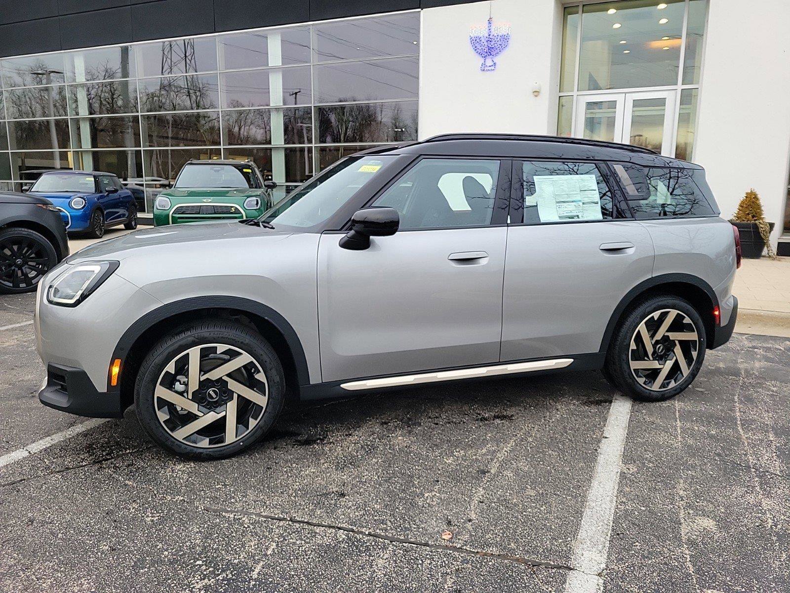Used 2025 MINI Cooper Countryman S AWD/4WD image 2