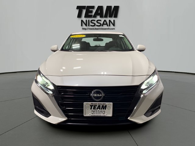 Certified 2023 Nissan Altima 2.5 SV w/ SV Premium Package AWD/4WD image 2