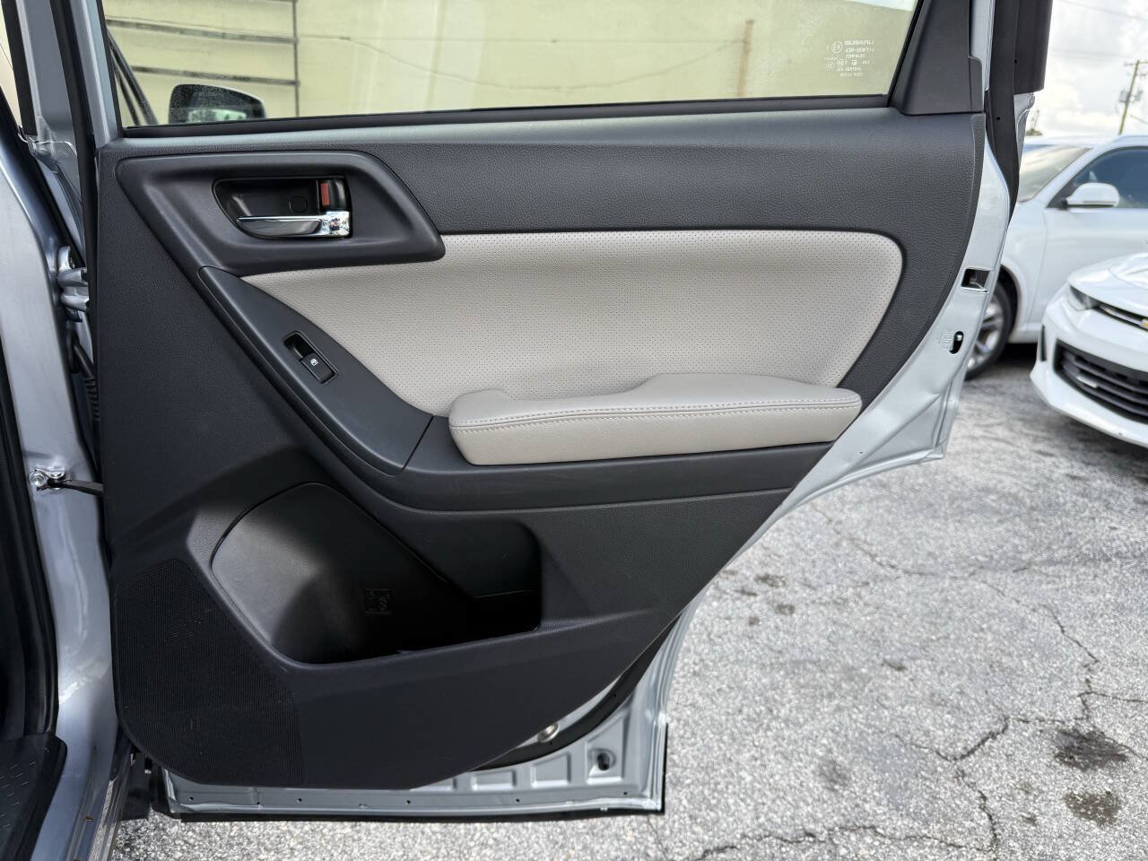 Used 2014 Subaru Forester 2.5i Limited AWD/4WD image 24