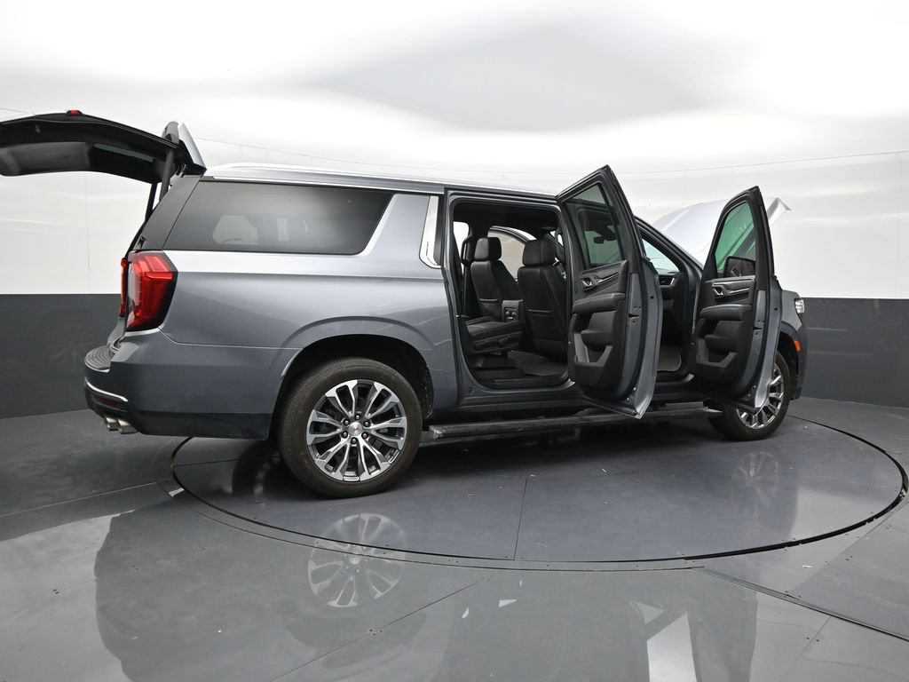 Used 2021 GMC Yukon XL Denali w/ Denali Premium Package RWD image 28