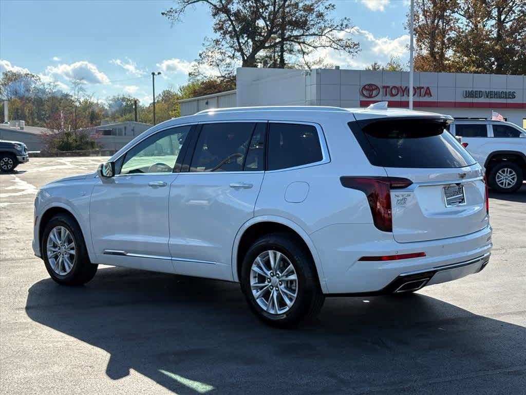 Used 2025 Cadillac XT6 Luxury FWD image 26