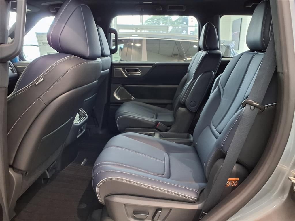 New 2026 INFINITI QX80 4WD image 8