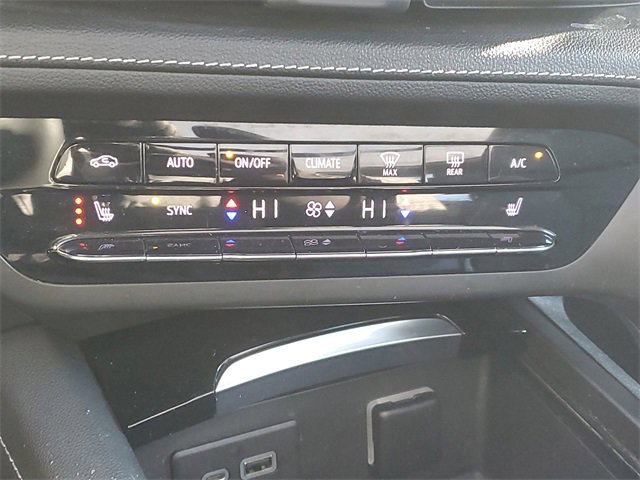 Used 2021 Buick Envision Essence w/ Sport Touring Package image 28