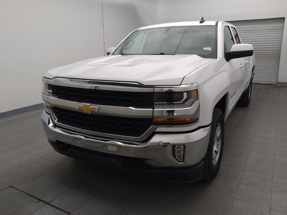 Used 2018 Chevrolet Silverado 1500 LT w/ All Star Edition AWD/4WD image 15