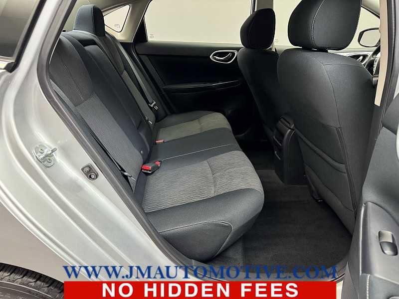 Used 2015 Nissan Sentra SV FWD image 17