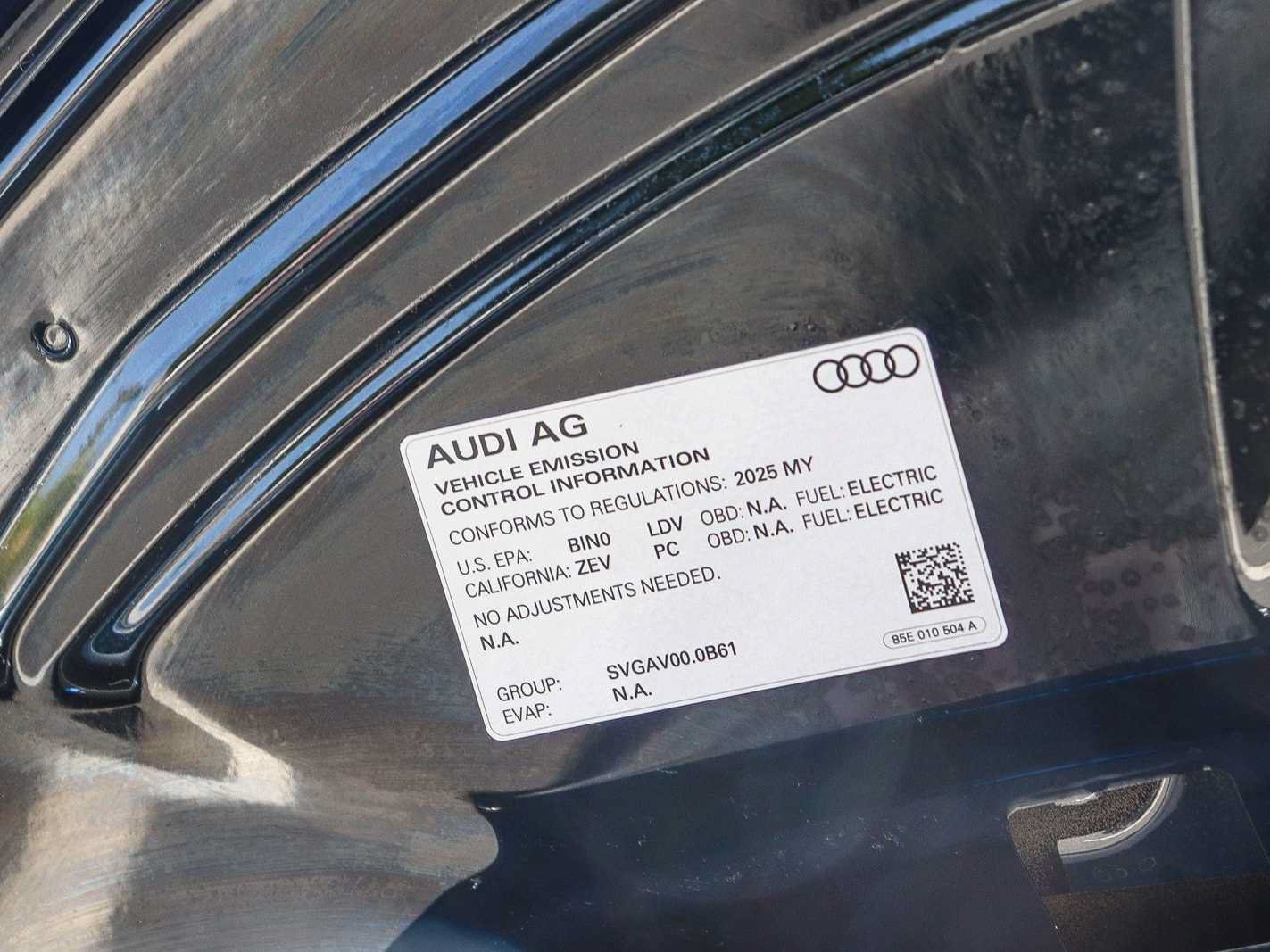 Certified 2025 Audi A6 e-tron Premium w/ Convenience Package RWD image 28