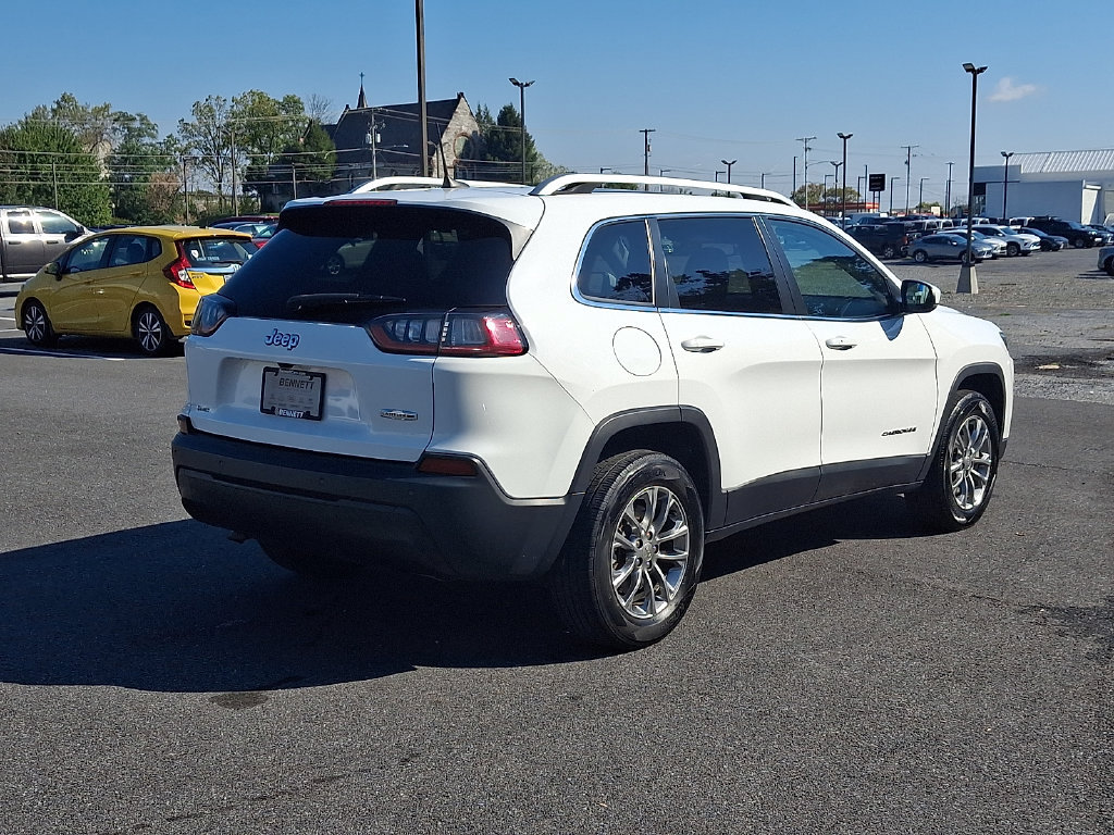 Used 2021 Jeep Cherokee Latitude Plus w/ Sun & Sound Group AWD/4WD image 6