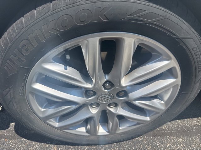 Used 2019 Buick Envision Premium w/ Driver Confidence Package image 5