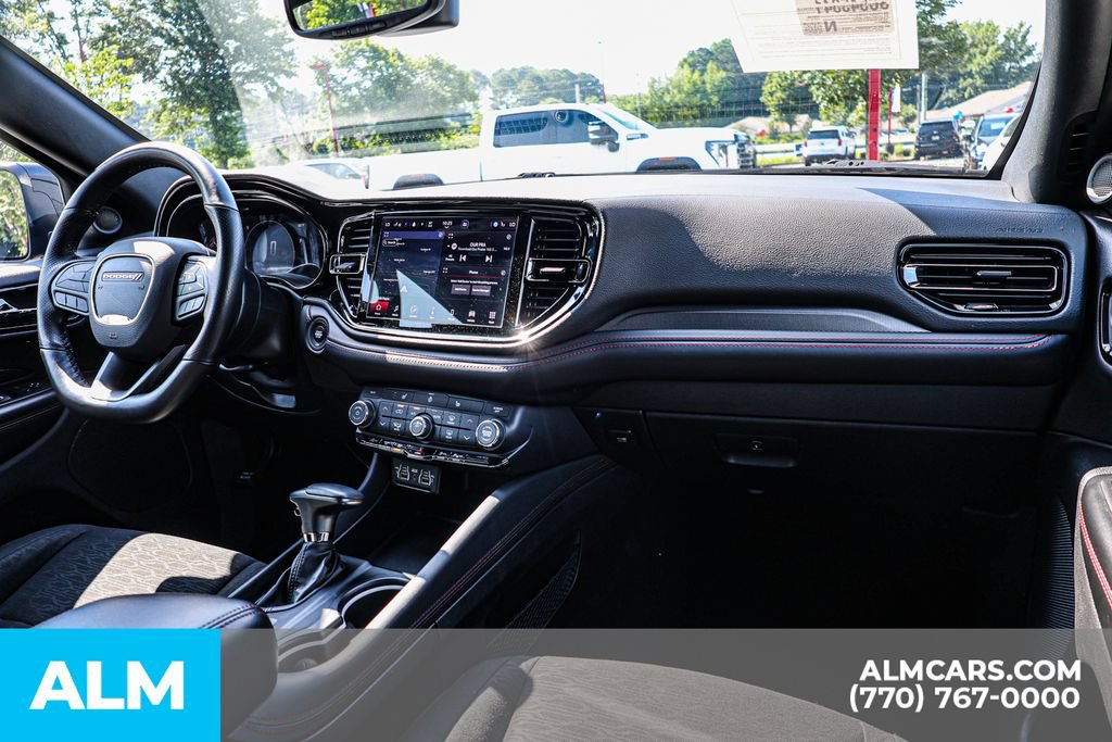 Used 2025 Dodge Durango GT RWD image 31