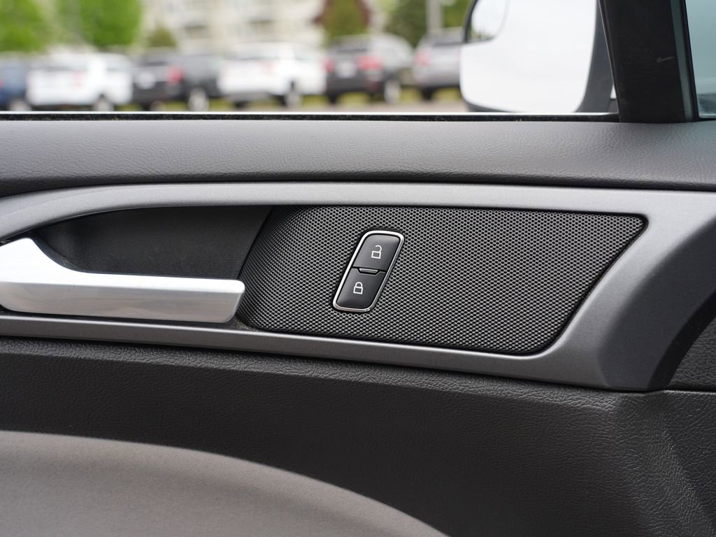 Used 2016 Ford Fusion S FWD image 18