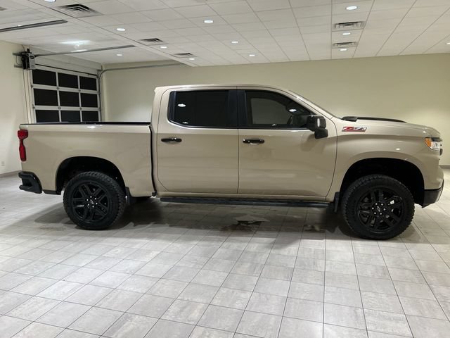 Used 2022 Chevrolet Silverado 1500 LT Trail Boss w/ LT Trail Boss Premium Package AWD/4WD image 6