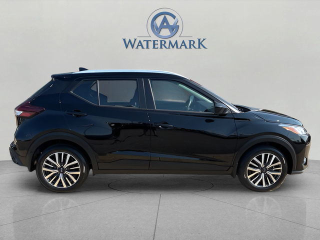 Certified 2024 Nissan Kicks SV FWD image 7