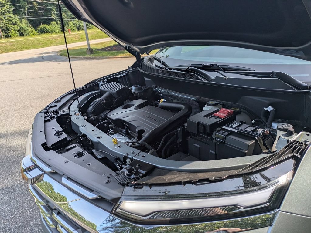 New 2026 Chevrolet Equinox LT w/ Safety and Technology Package FWD image 37