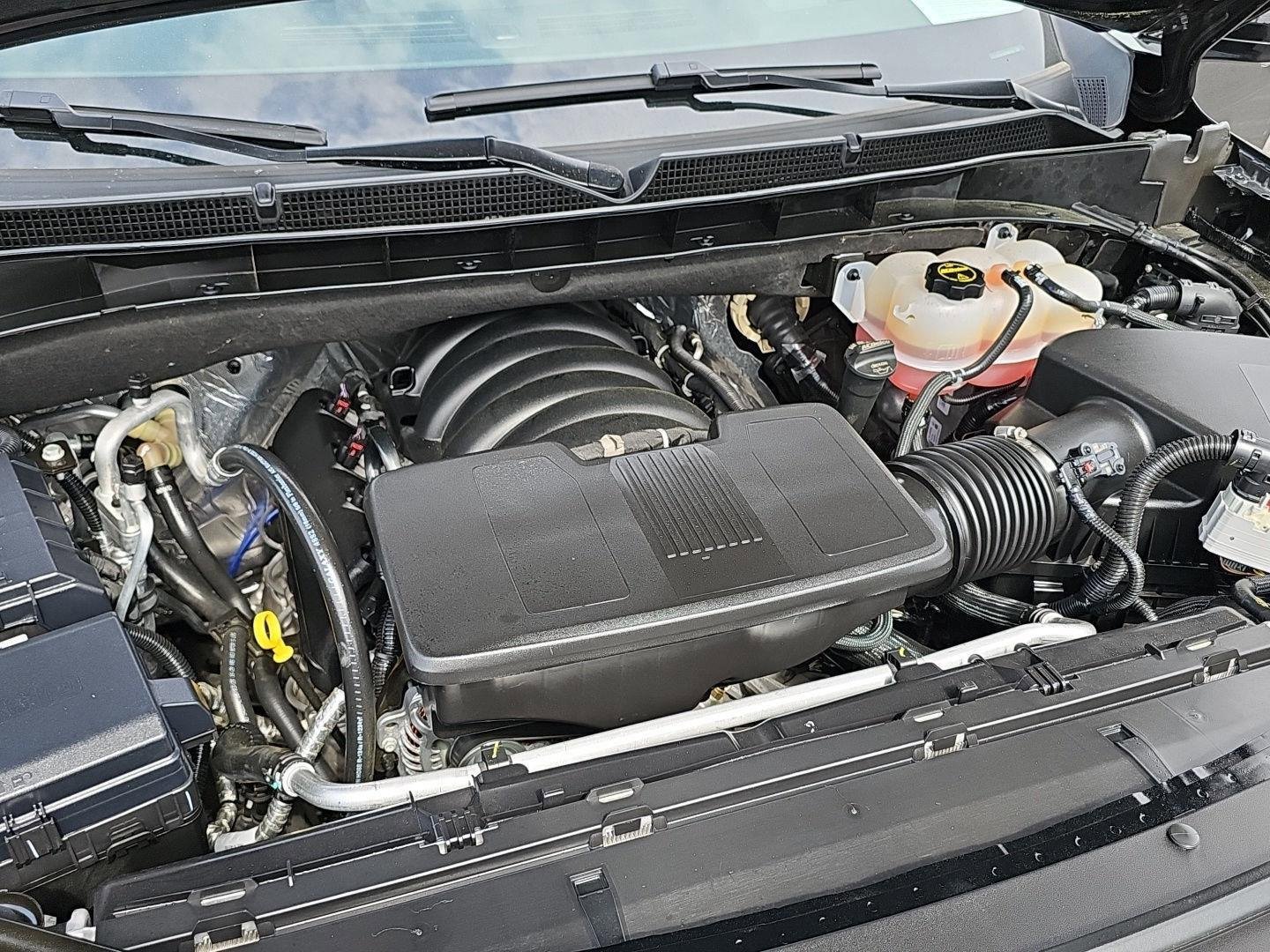 Used 2025 GMC Yukon Denali image 37