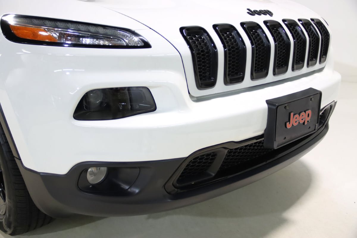 Used 2017 Jeep Cherokee High Altitude AWD/4WD image 22